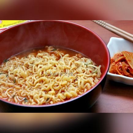 **现代味蕾大PK：腐乳与方便面调料，谁才是鲜味之王？**